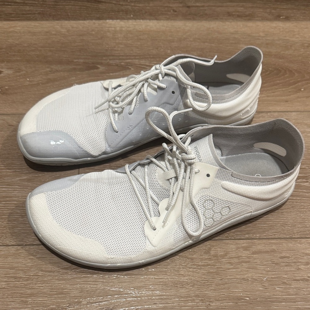 Vivo Barefoot primus lite 3.5 White and Gray Athletic Shoes - Picture 4 of 6